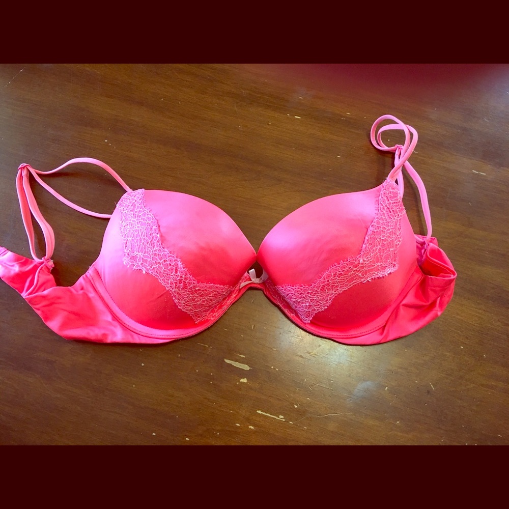 VS Bra